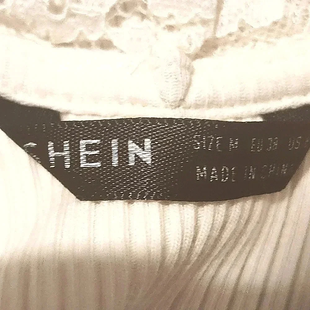 SHEIN white lowback bodysuit w/ lace ruffle along full neckline Size Medium
